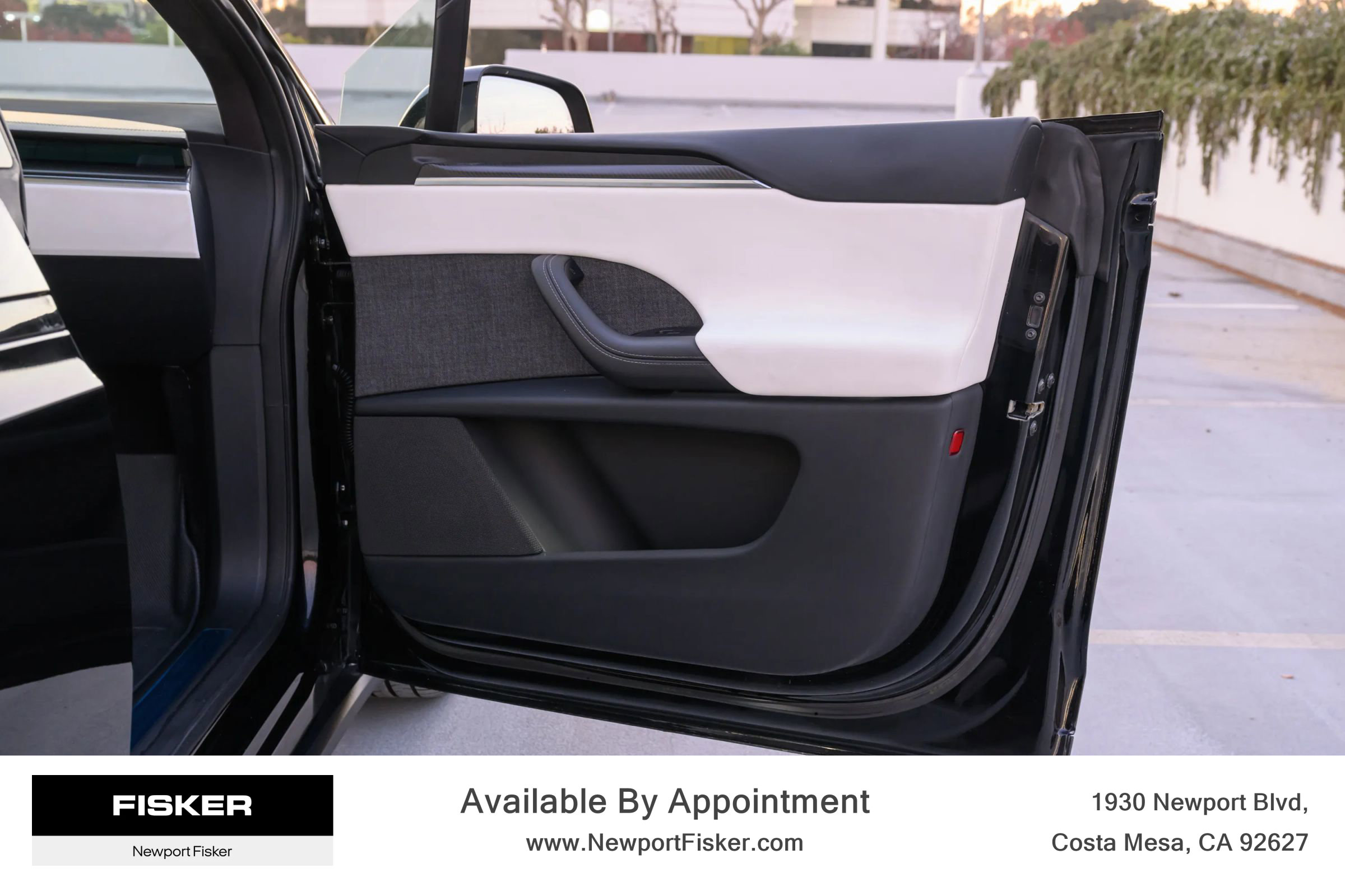 Used 2022 Tesla Model X Plaid image 32