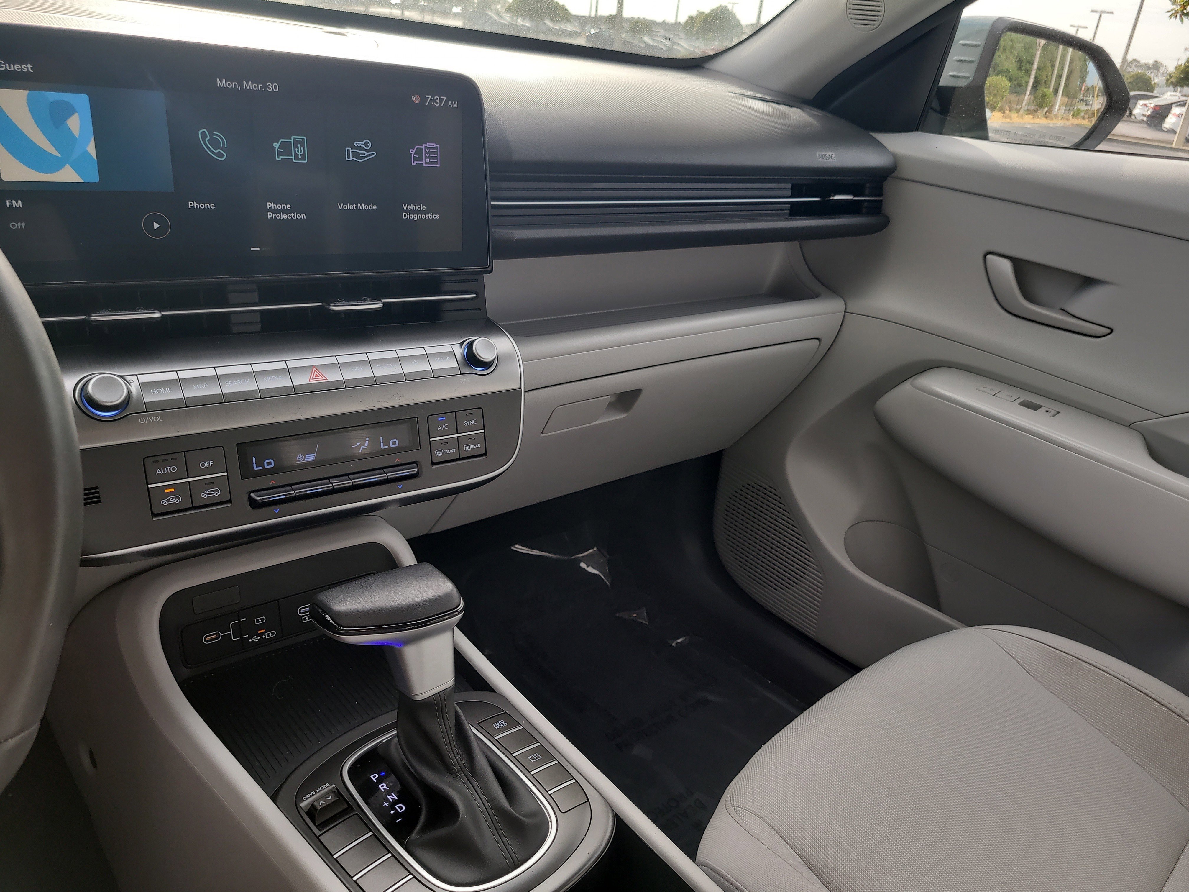 Used 2025 Hyundai Kona SEL image 22