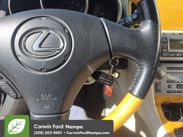 Used 2002 Lexus SC 430 Convertible RWD image 12