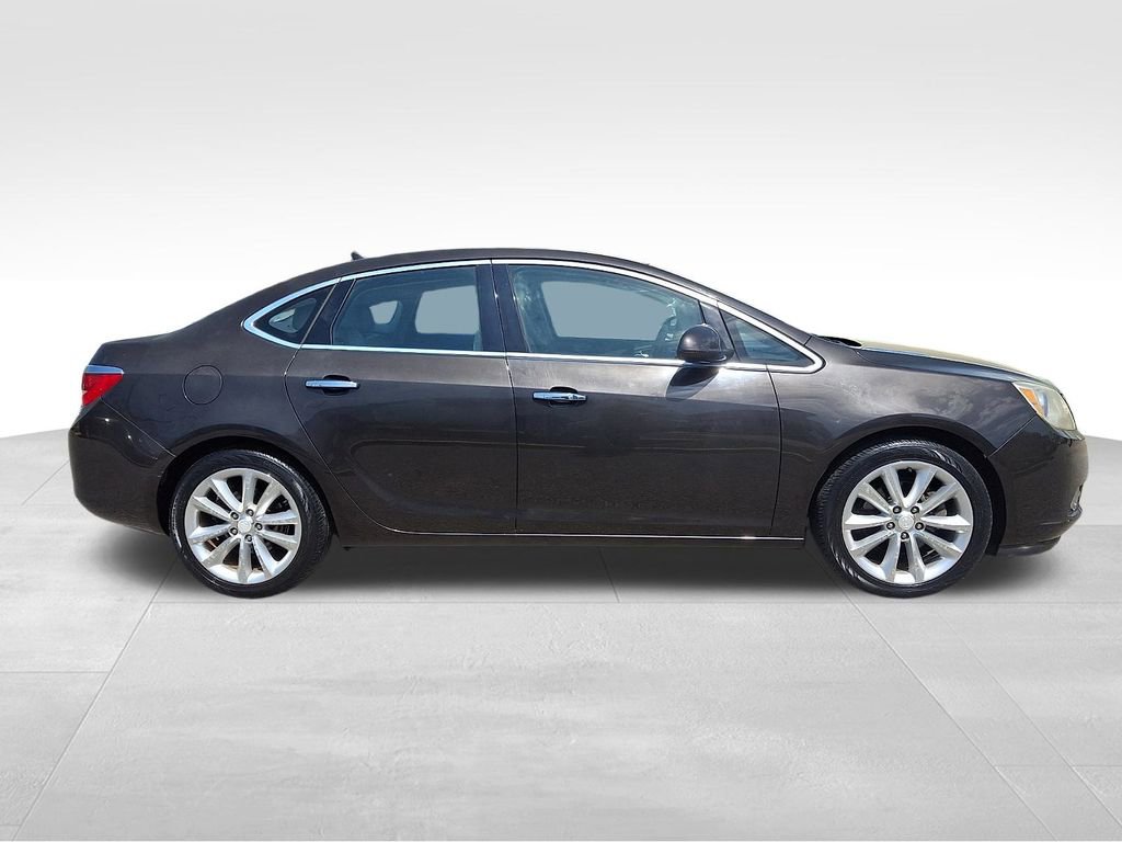 Certified 2013 Buick Verano image 8