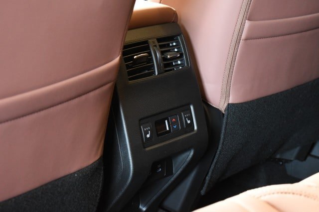 New 2026 Mitsubishi Outlander SEL AWD/4WD image 28