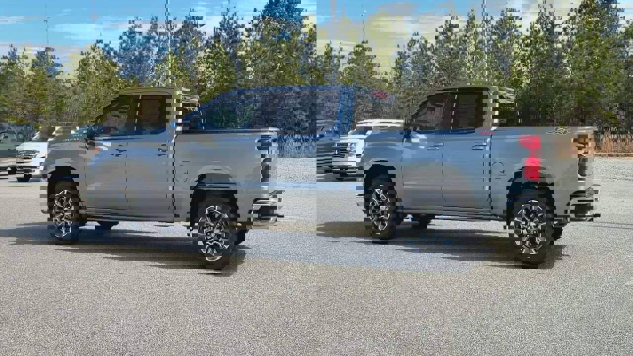 New 2026 Chevrolet Silverado 1500 LT image 39