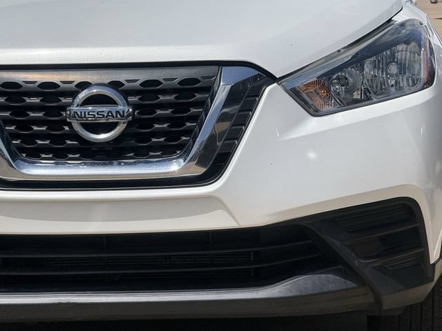 Used 2018 Nissan Kicks SV w/ Exterior Package FWD image 9