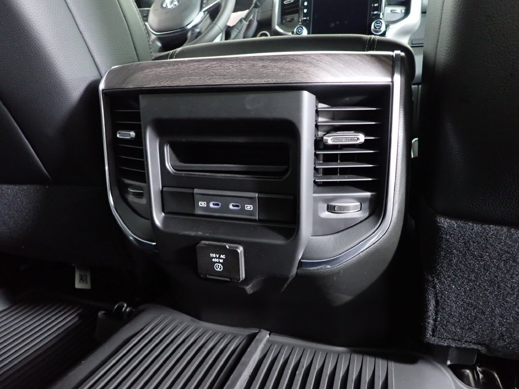 New 2027 RAM 2500 Laramie w/ Night Edition AWD/4WD image 37