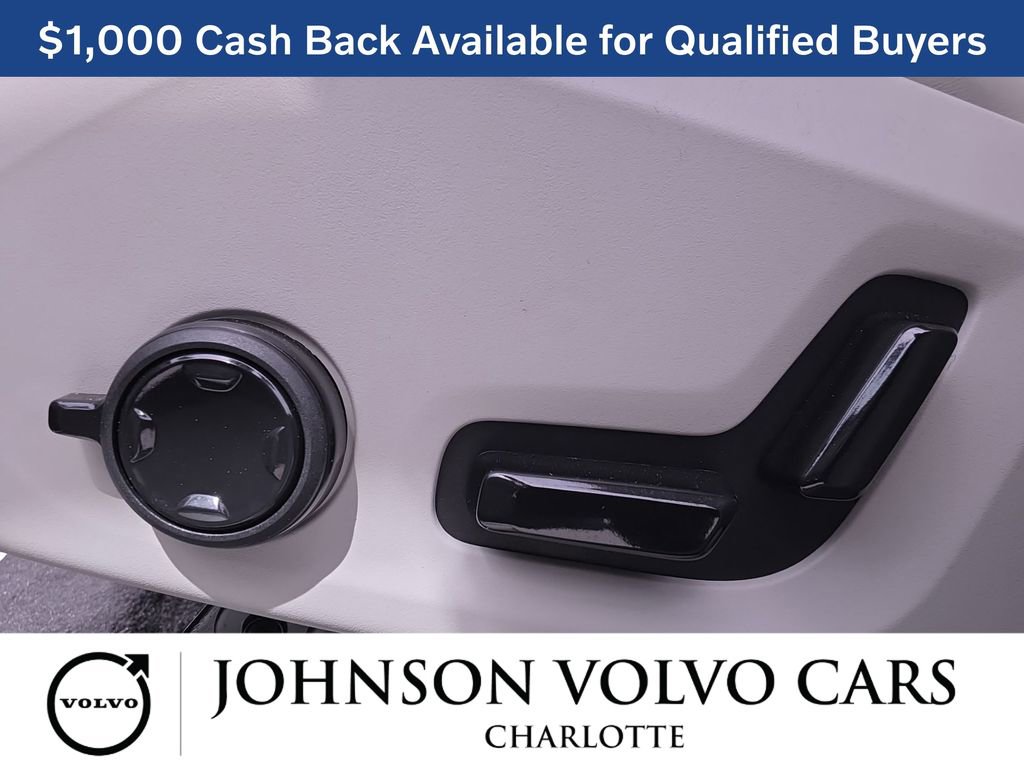New 2026 Volvo XC60 T8 Ultra w/ Protection Package Premier AWD/4WD image 31