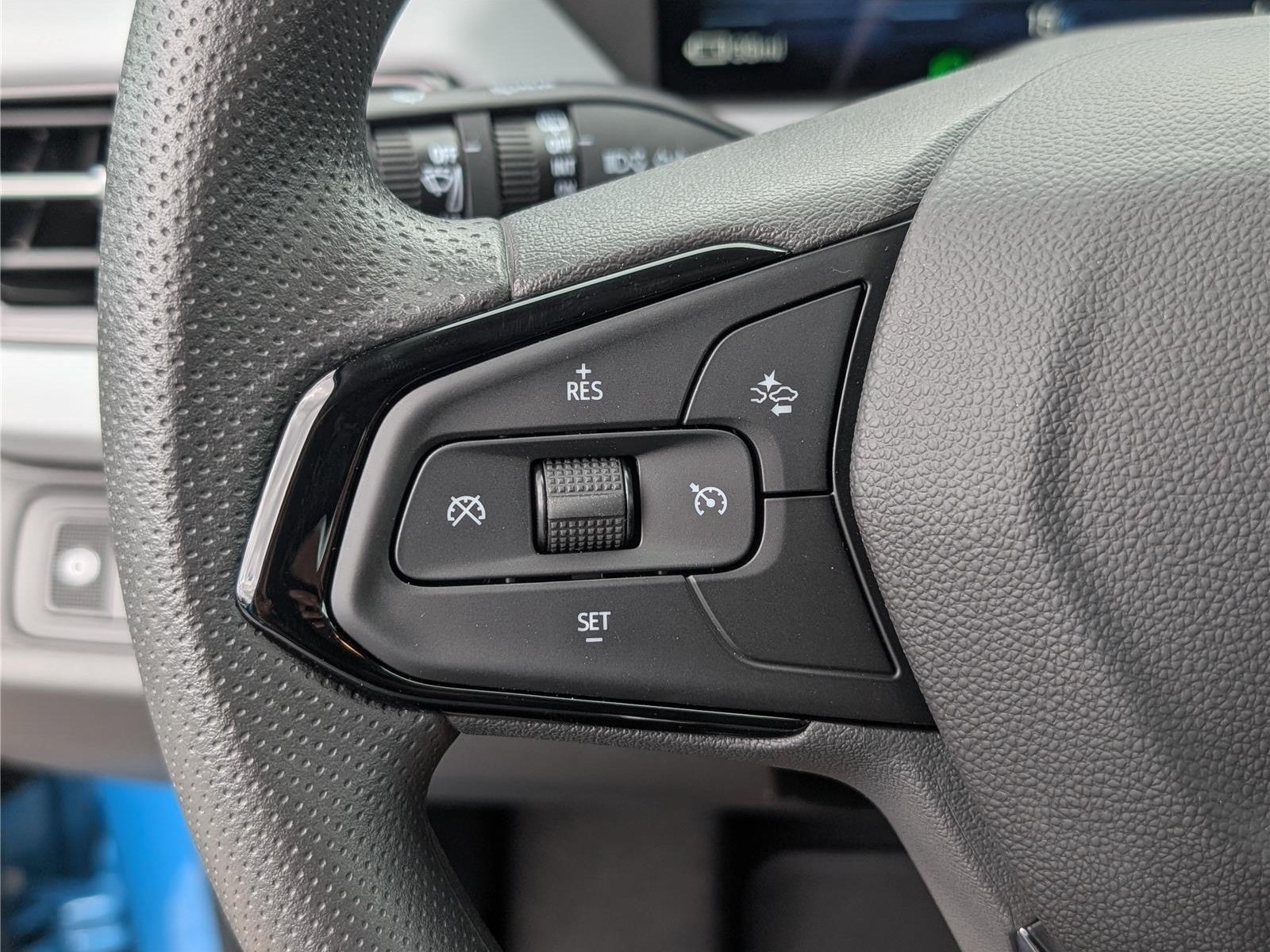 New 2027 Chevrolet Bolt LT FWD image 16
