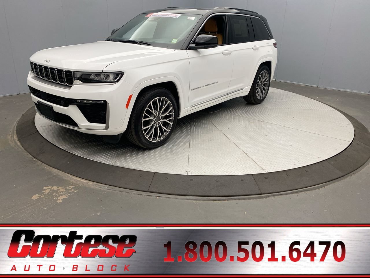 Used 2026 Jeep Grand Cherokee Summit w/ Adv Protech Group IV AWD/4WD video 1