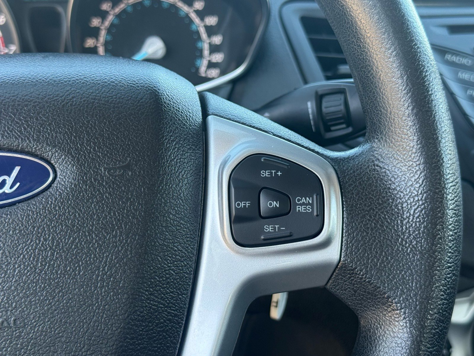 Used 2019 Ford Fiesta SE image 21