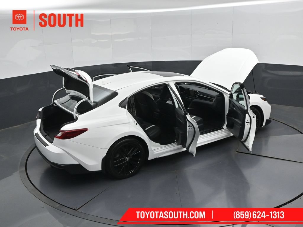 Used 2025 Toyota Camry SE w/ Convenience Package FWD image 55