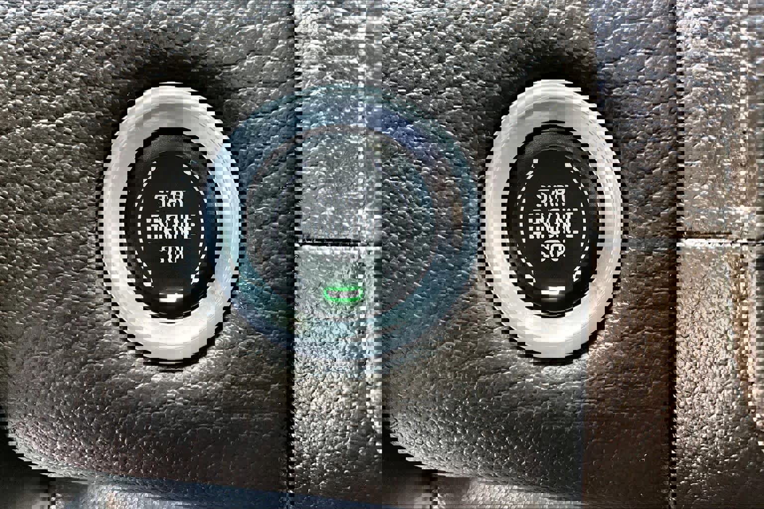 Certified 2021 GMC Yukon Denali w/ Denali Ultimate Package image 33