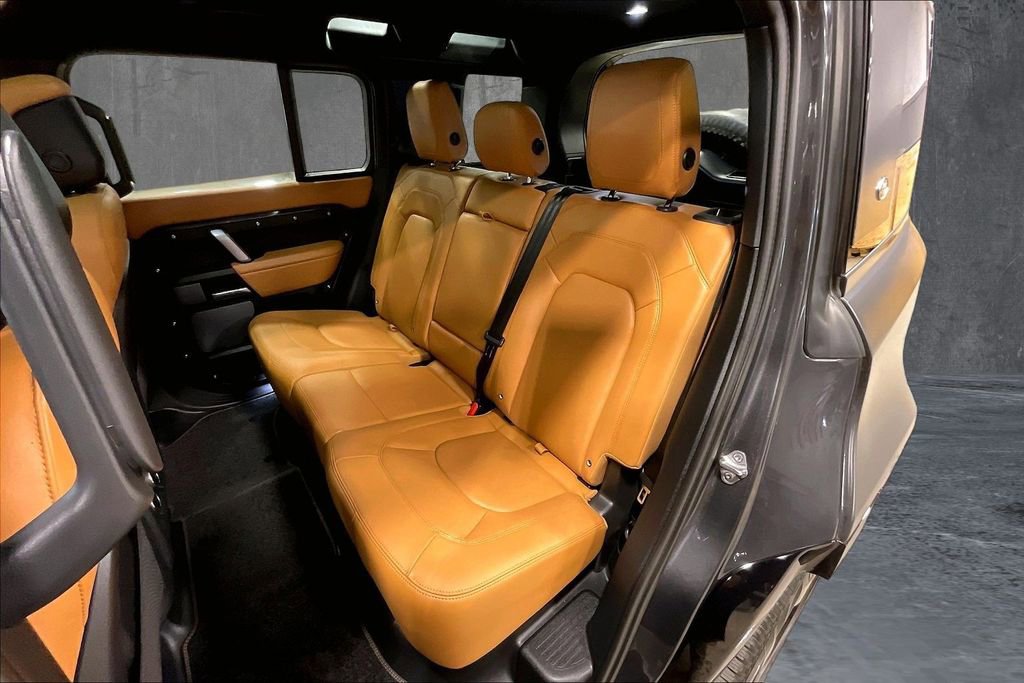 Used 2024 Land Rover Defender 110 Carpathian Edition AWD/4WD image 22