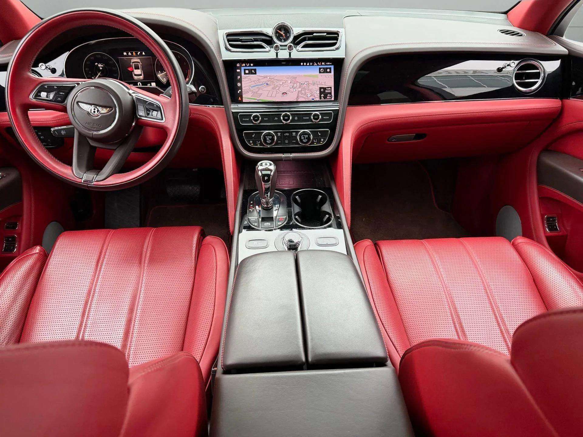 Certified 2022 Bentley Bentayga image 4