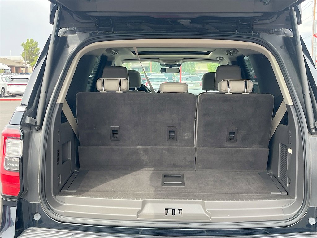 Used 2021 Ford Expedition Limited image 28