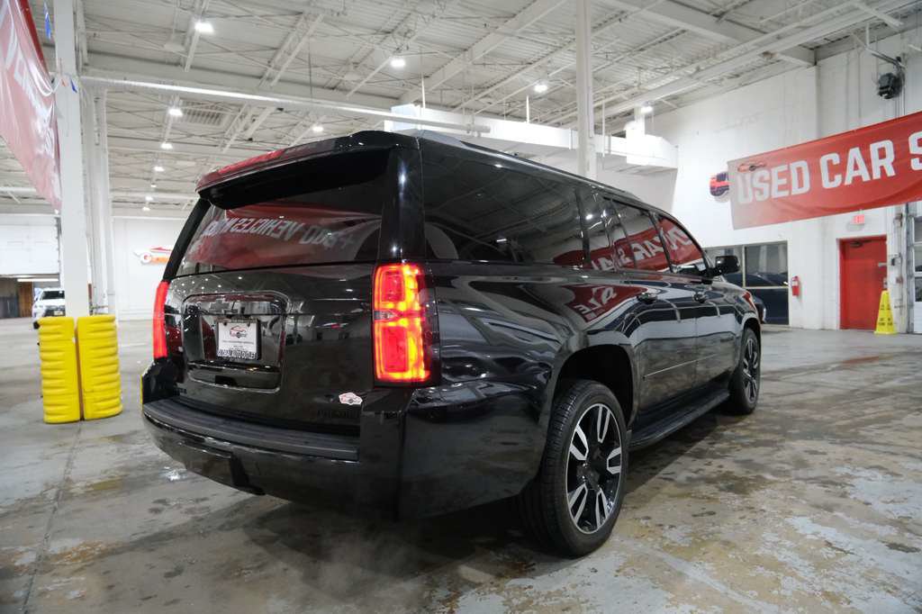 Used 2019 Chevrolet Suburban Premier AWD/4WD image 12