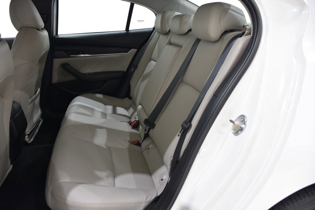 Used 2025 MAZDA MAZDA3 s image 29