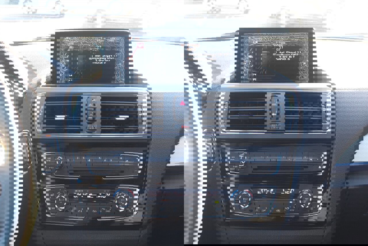 Used 2016 BMW M235i xDrive M235i xDrive image 7