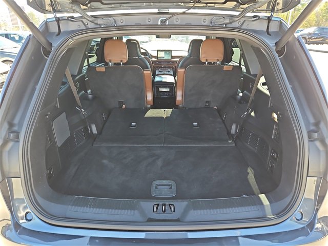 Used 2022 Lincoln Aviator Grand Touring w/ Equipment Group 301A image 22