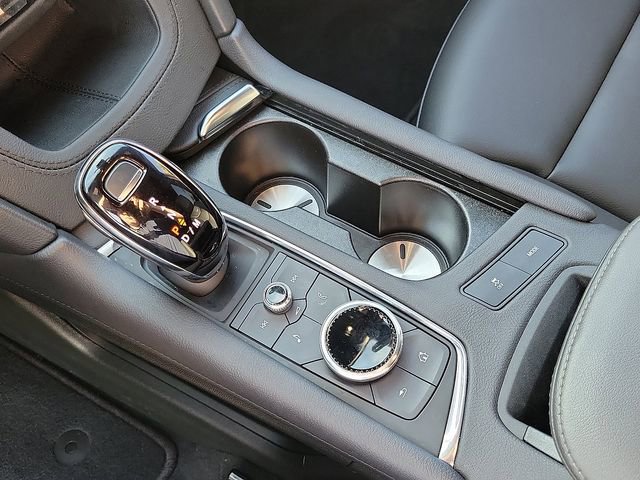 Used 2025 Cadillac XT6 Luxury image 14