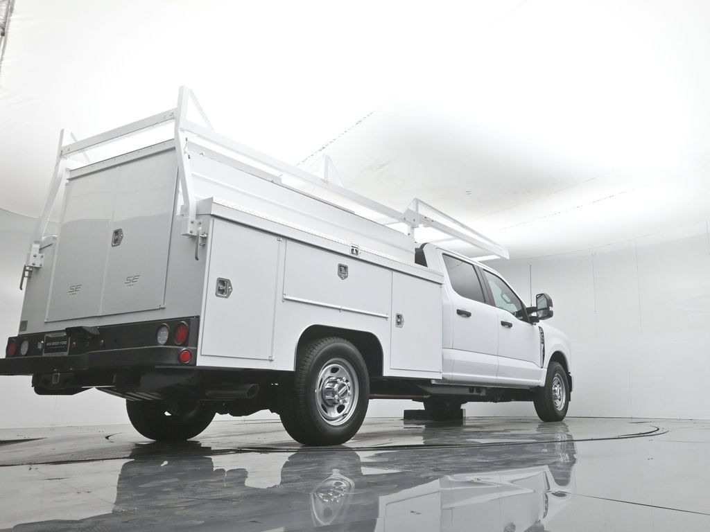 New 2026 Ford F350 XL w/ XL Chrome Package RWD image 49