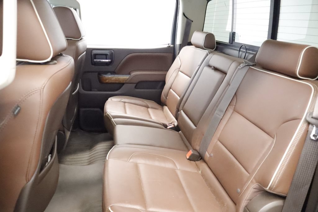 Used 2015 Chevrolet Silverado 1500 High Country w/ High Country Premium Package AWD/4WD image 18