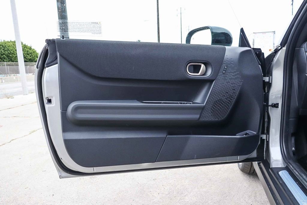 New 2026 MINI Cooper 2-Door Hardtop image 22