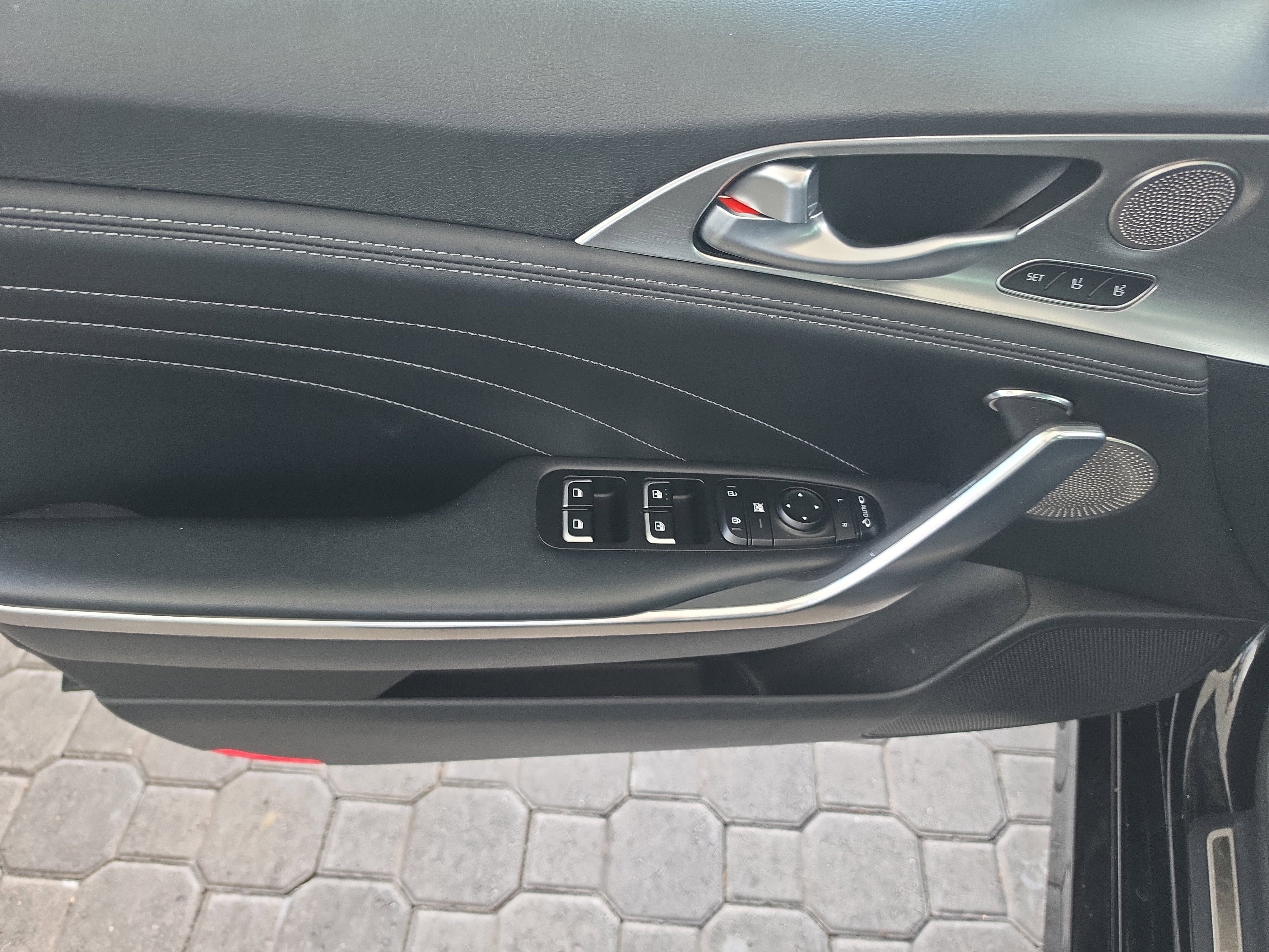 Used 2022 Kia Stinger GT2 image 14