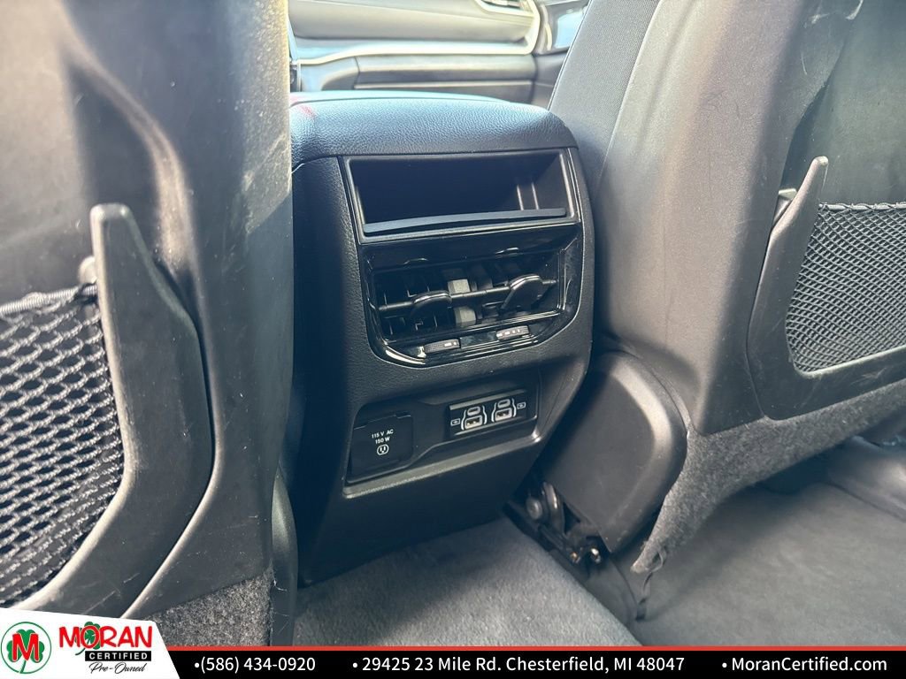 Used 2023 Jeep Grand Cherokee Altitude image 27
