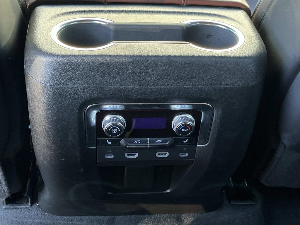 Used 2024 GMC Yukon XL Denali Ultimate image 19