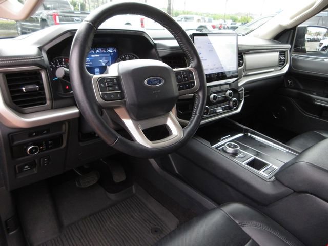 Certified 2023 Ford Expedition XLT image 13