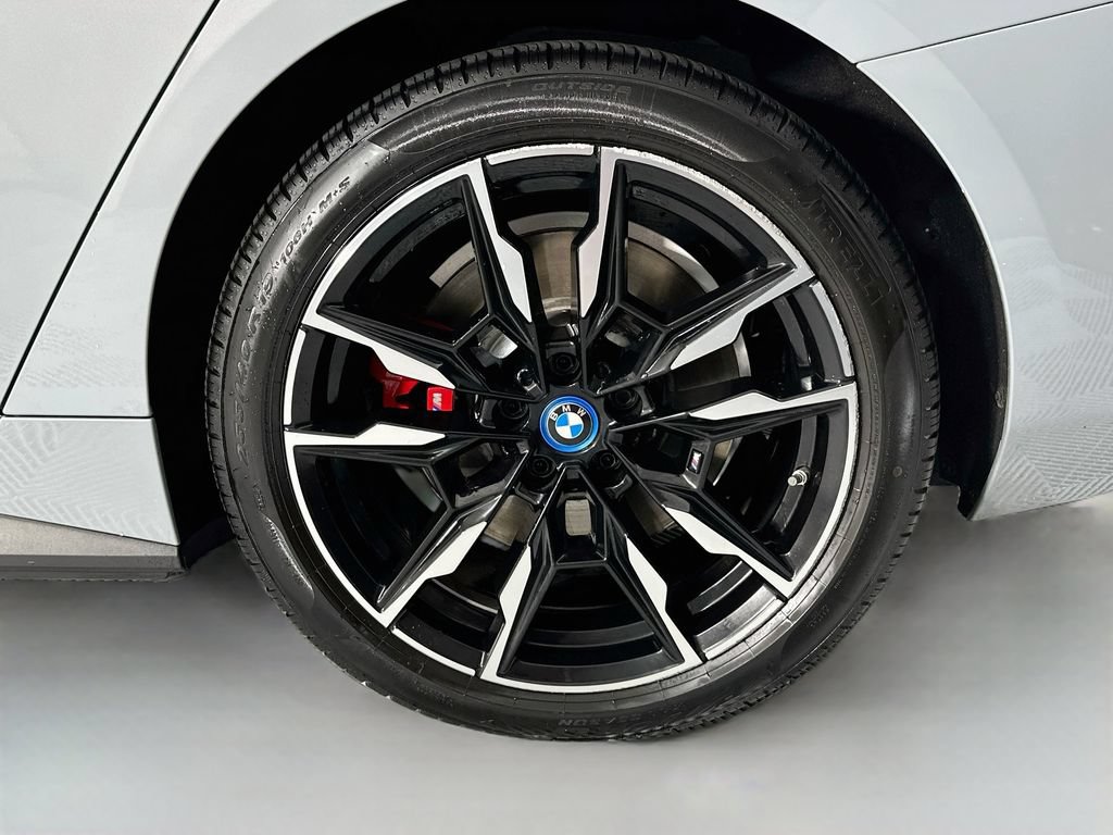 Used 2022 BMW i4 M50 AWD/4WD image 33