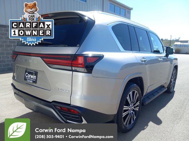 Used 2024 Lexus LX 600 4WD w/ Luxury Package image 3