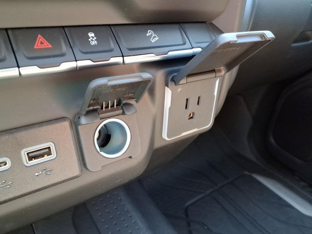 New 2026 Chevrolet Silverado 2500 Custom w/ Custom Value Package AWD/4WD image 19