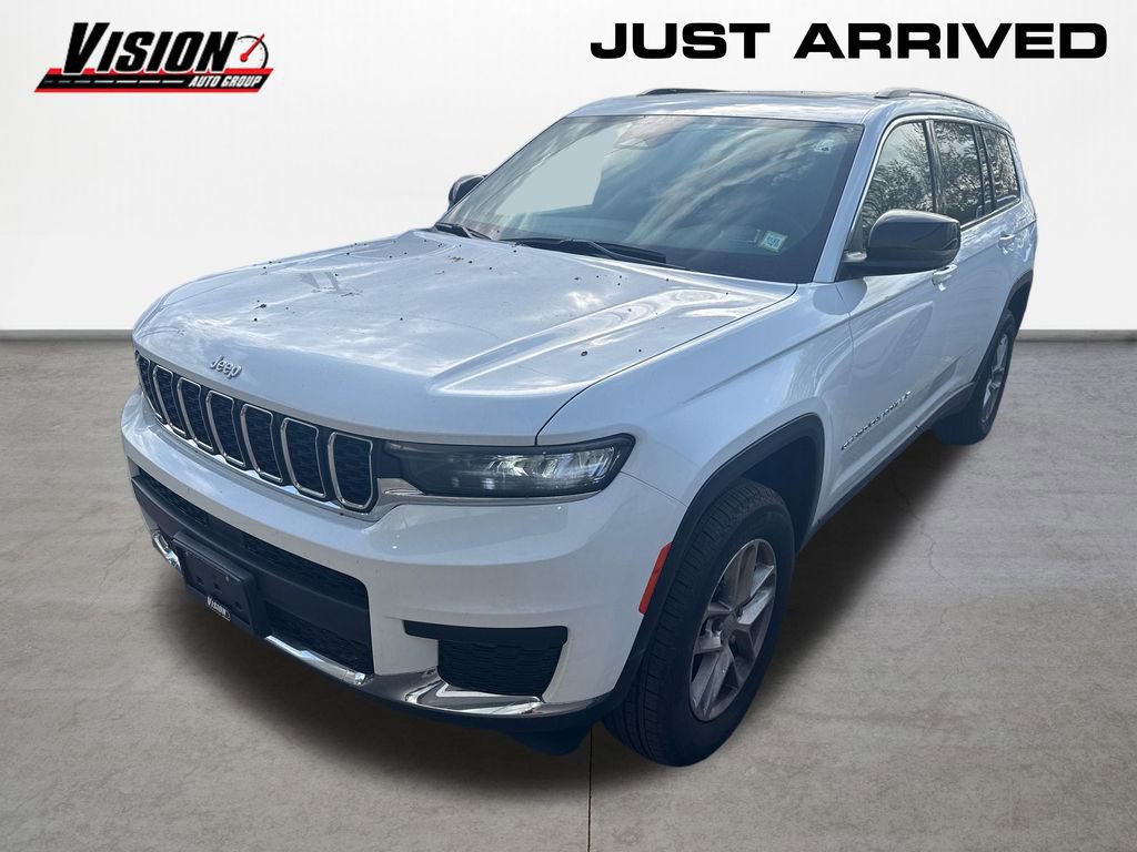 Used 2025 Jeep Grand Cherokee L Laredo w/ Luxury Tech Group I AWD/4WD image 1