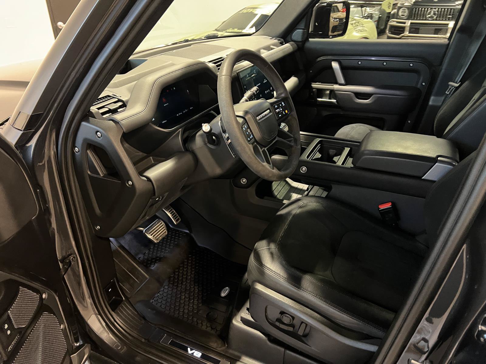 Used 2023 Land Rover Defender 110 Carpathian Edition AWD/4WD image 10