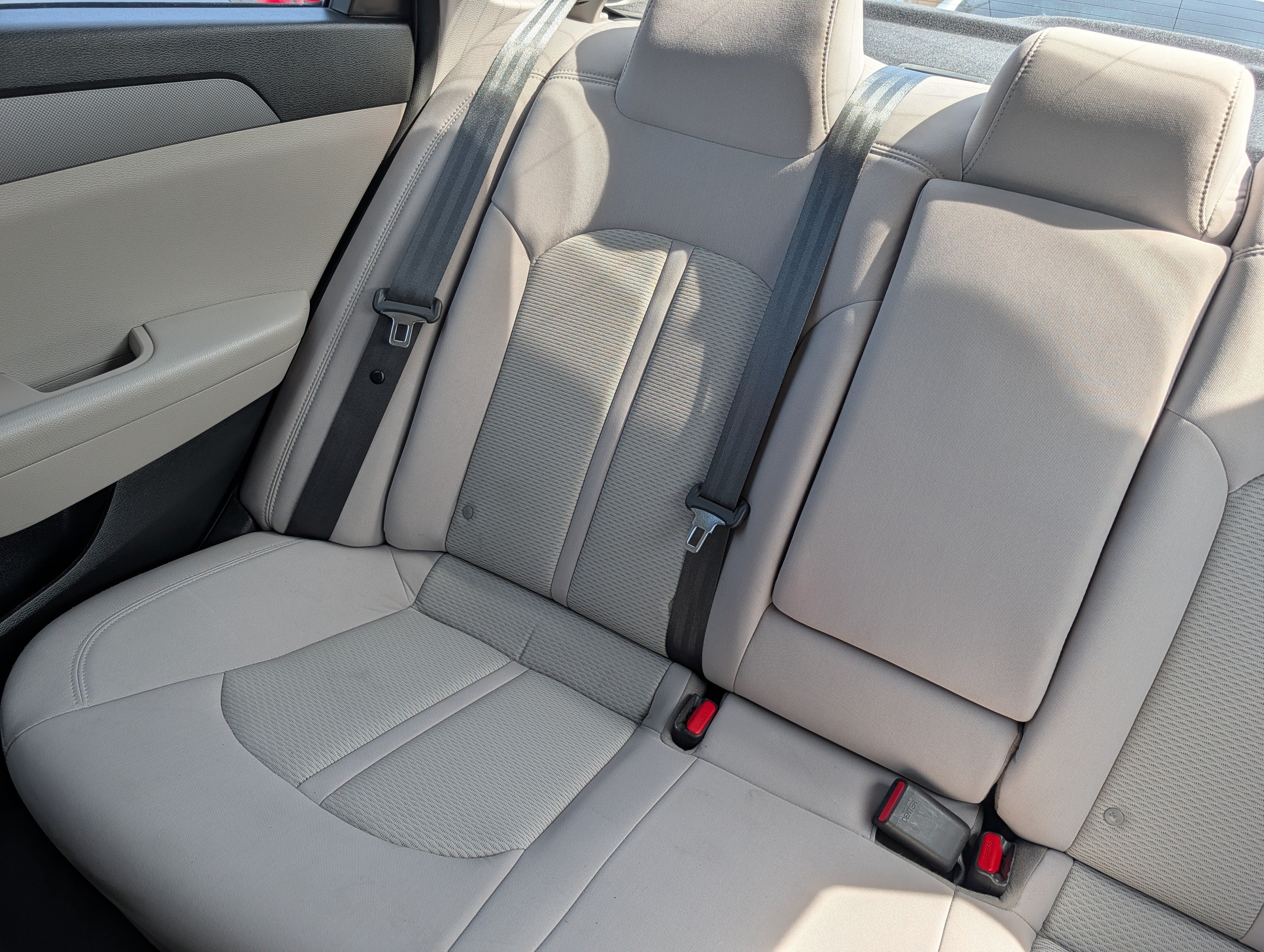 Used 2018 Hyundai Sonata SE FWD image 12