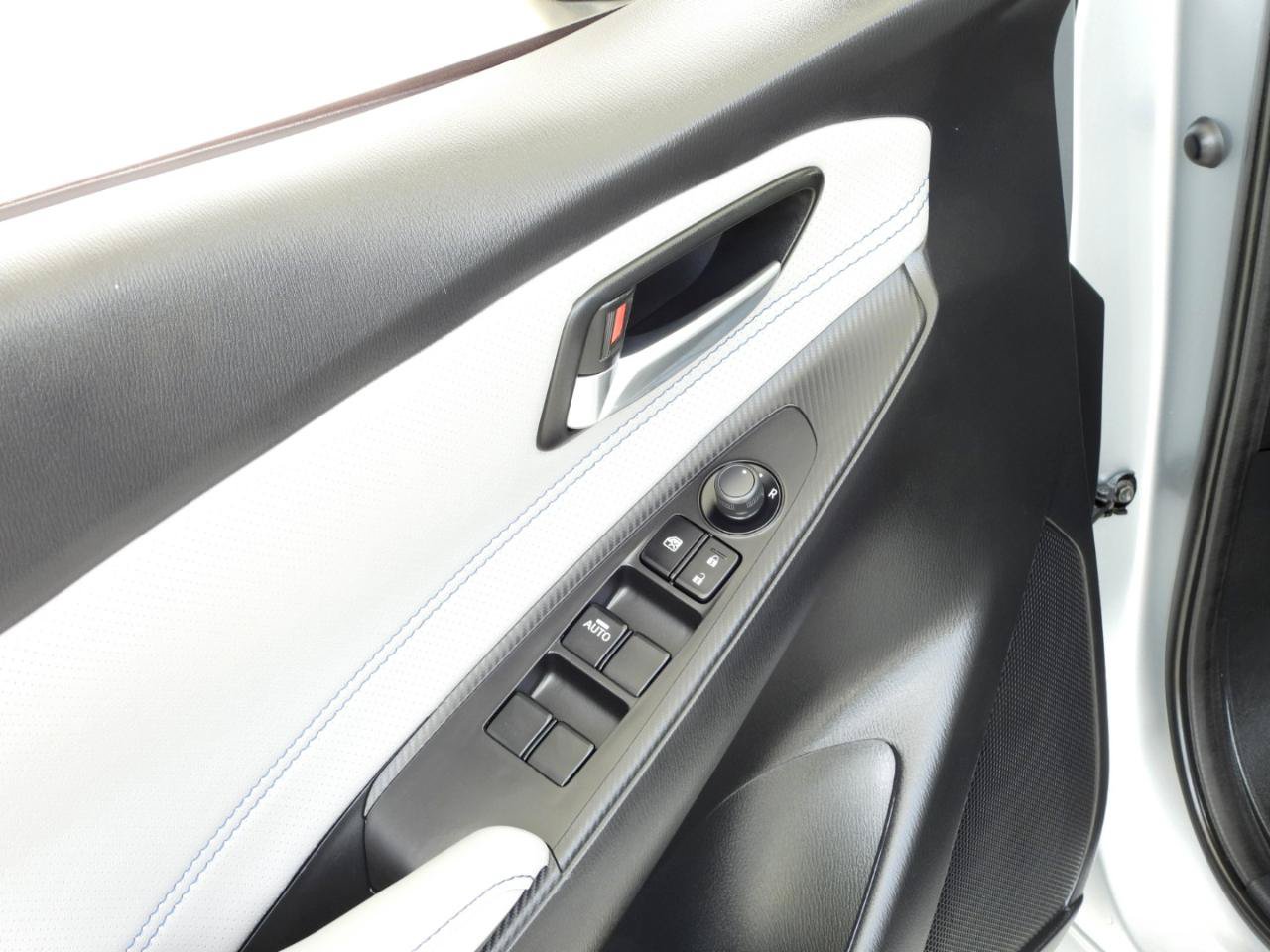 Used 2020 Toyota Yaris XLE FWD image 44