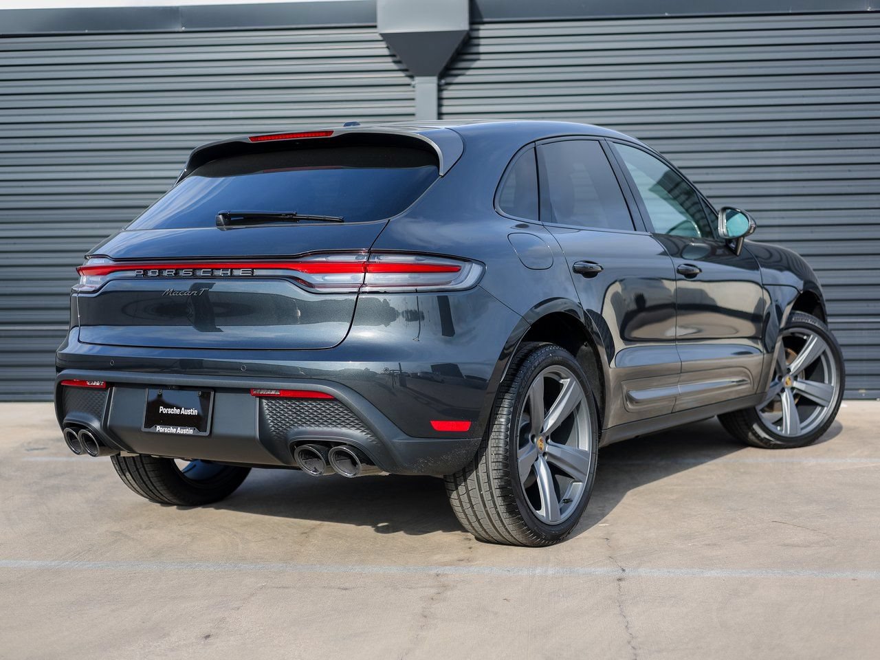 Certified 2026 Porsche Macan Turbo AWD/4WD image 7