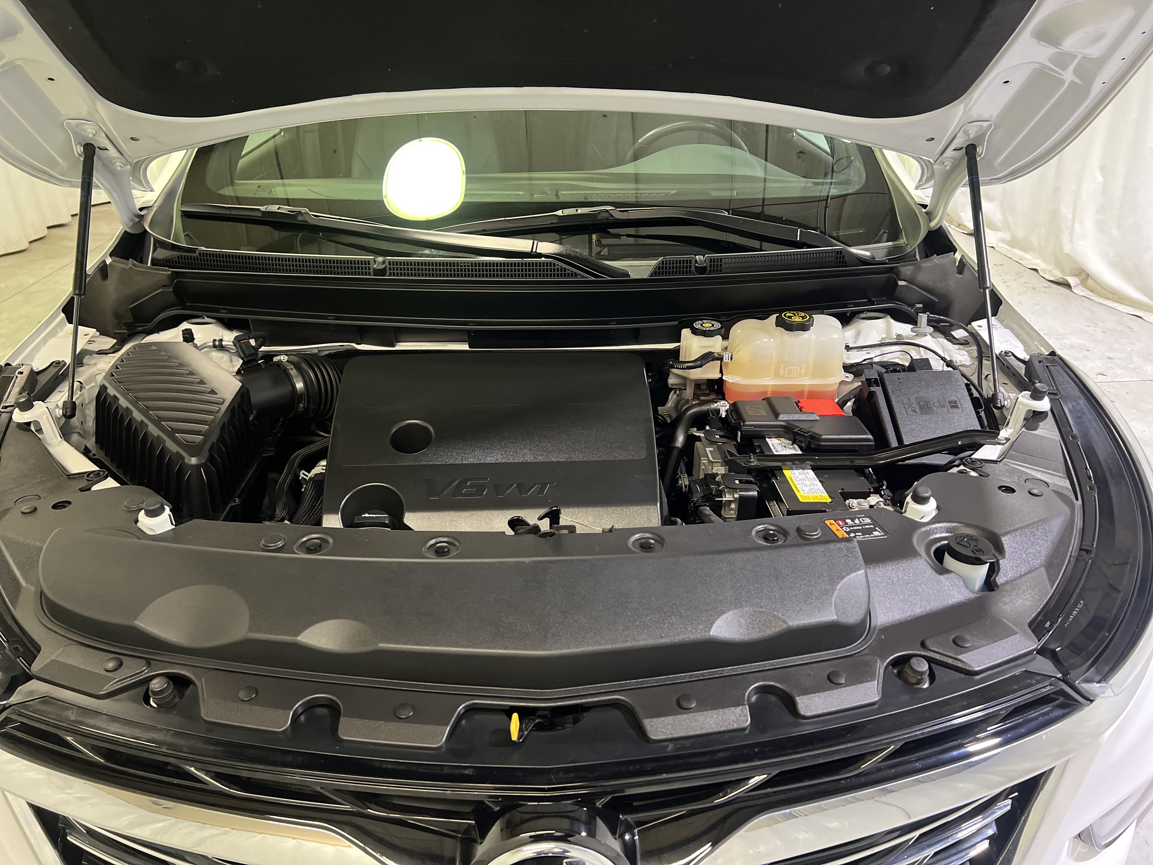 Certified 2023 Buick Enclave Essence w/ Experience Buick Package FWD image 15