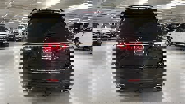 Used 2024 Mercedes-Benz GLS 580 4MATIC image 8