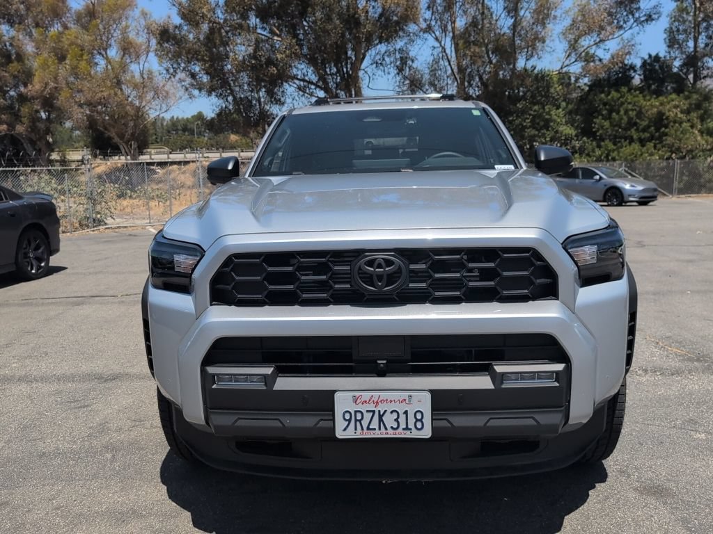 Used 2025 Toyota 4Runner TRD Off-Road Premium AWD/4WD image 2