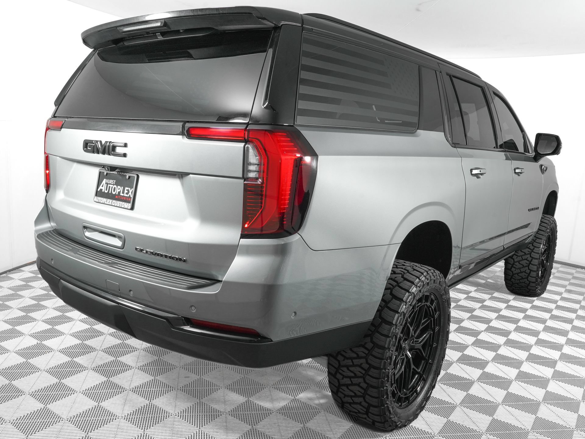 Used 2025 GMC Yukon XL Elevation w/ LPO, Floor Liner Package AWD/4WD image 6