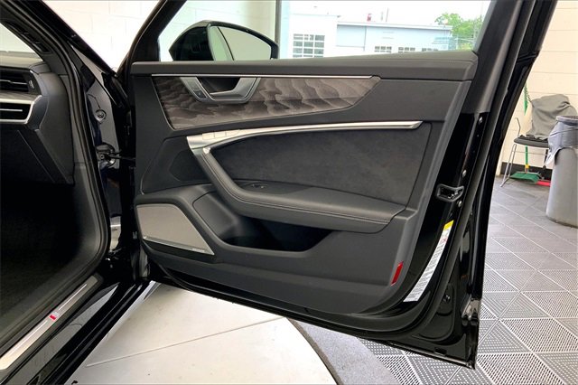 Certified 2025 Audi A6 3.0T Prestige image 24