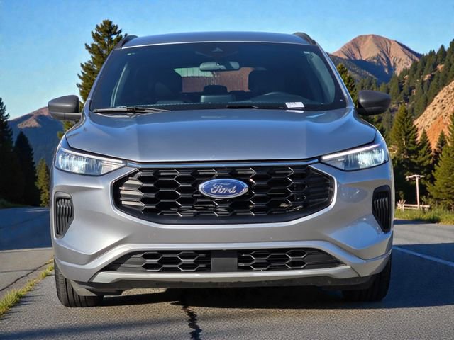 Used 2024 Ford Escape ST-Line FWD image 3