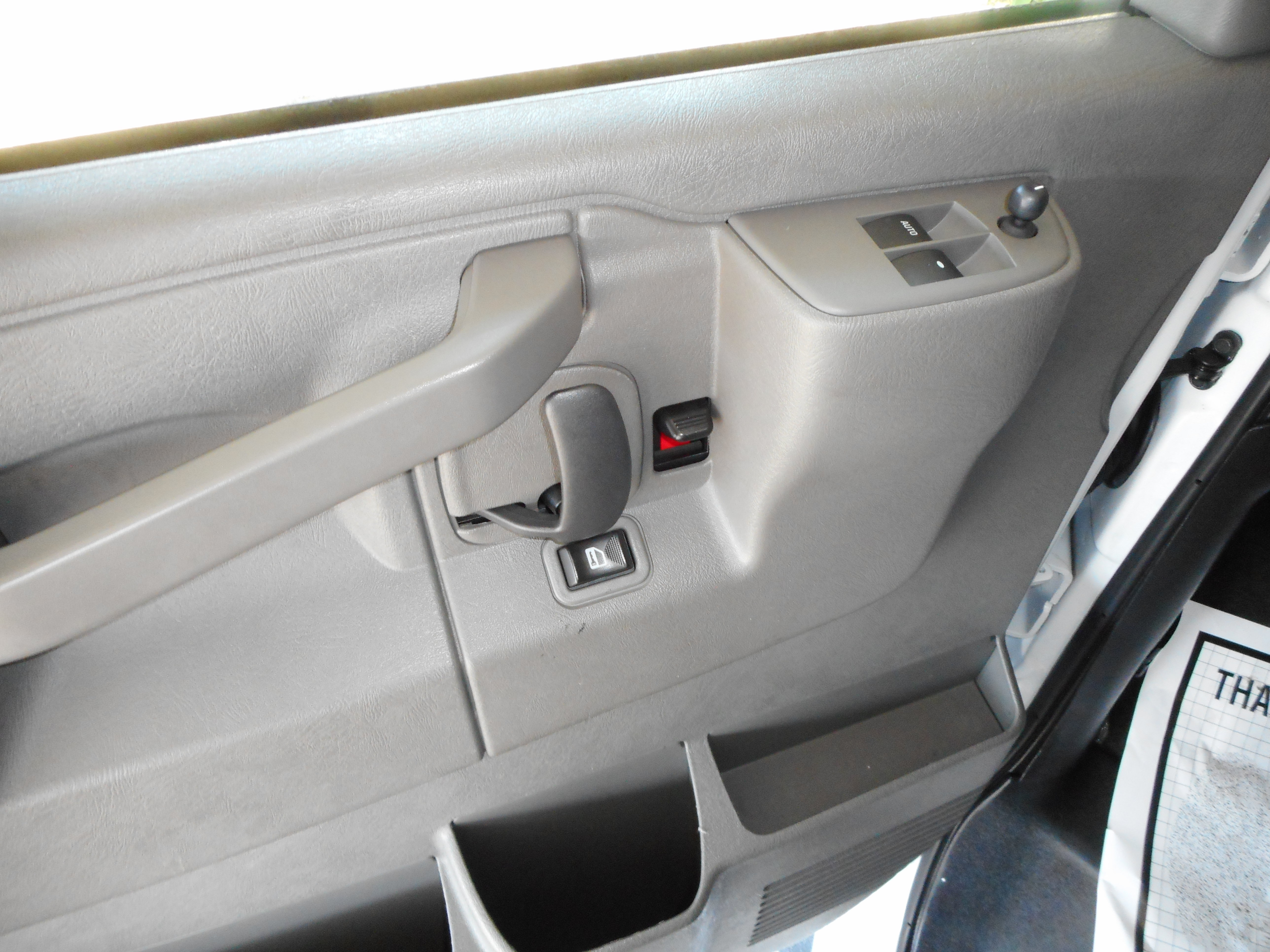 Used 2016 Chevrolet Express 3500 LT w/ LT Preferred Equipment Group RWD image 14