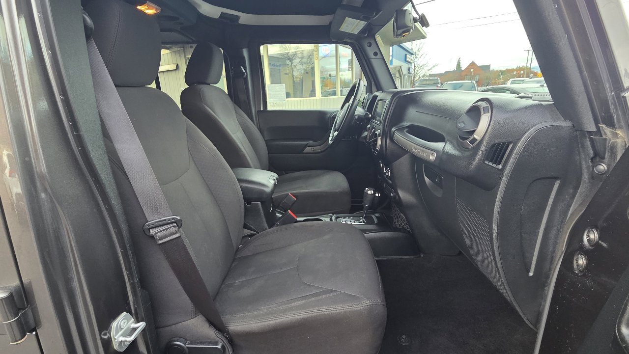 Used 2017 Jeep Wrangler Unlimited Sport w/ Quick Order Package 24S image 15