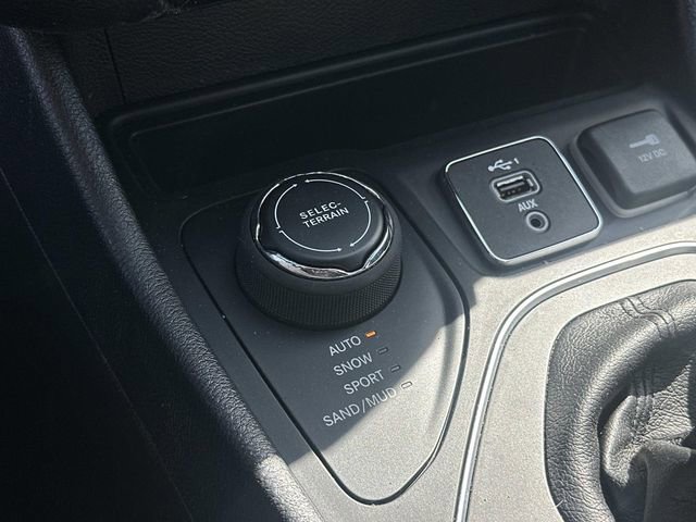 Certified 2020 Jeep Cherokee High Altitude image 20