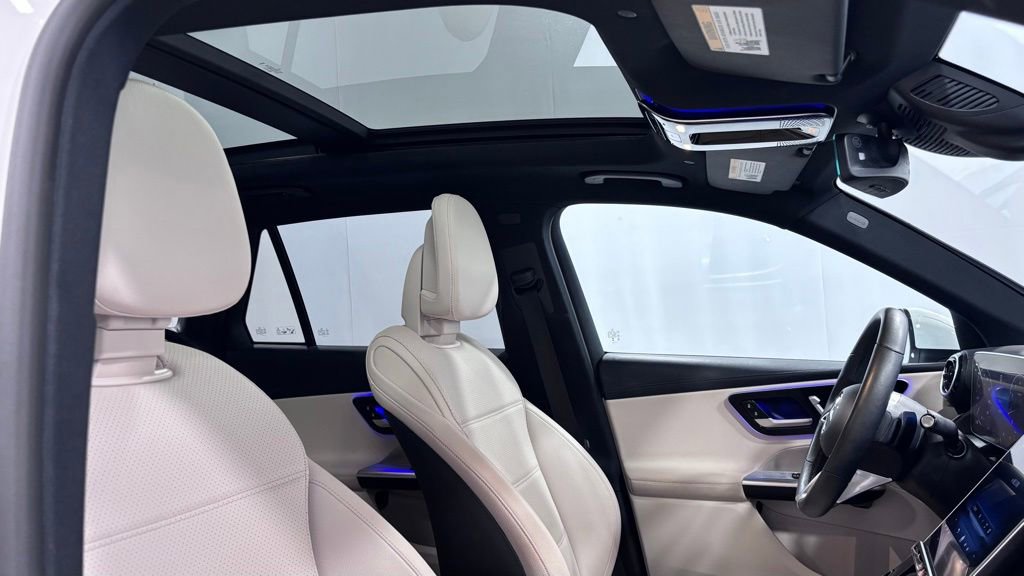 Certified 2023 Mercedes-Benz GLC 300 4MATIC image 19
