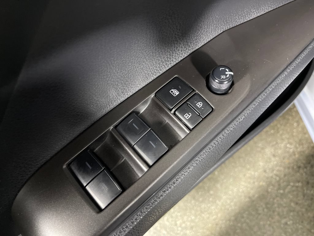 Certified 2024 Toyota Camry SE FWD image 16