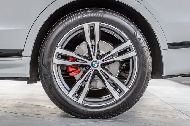 Used 2022 BMW X7 xDrive40i w/ M Sport Package AWD/4WD image 14