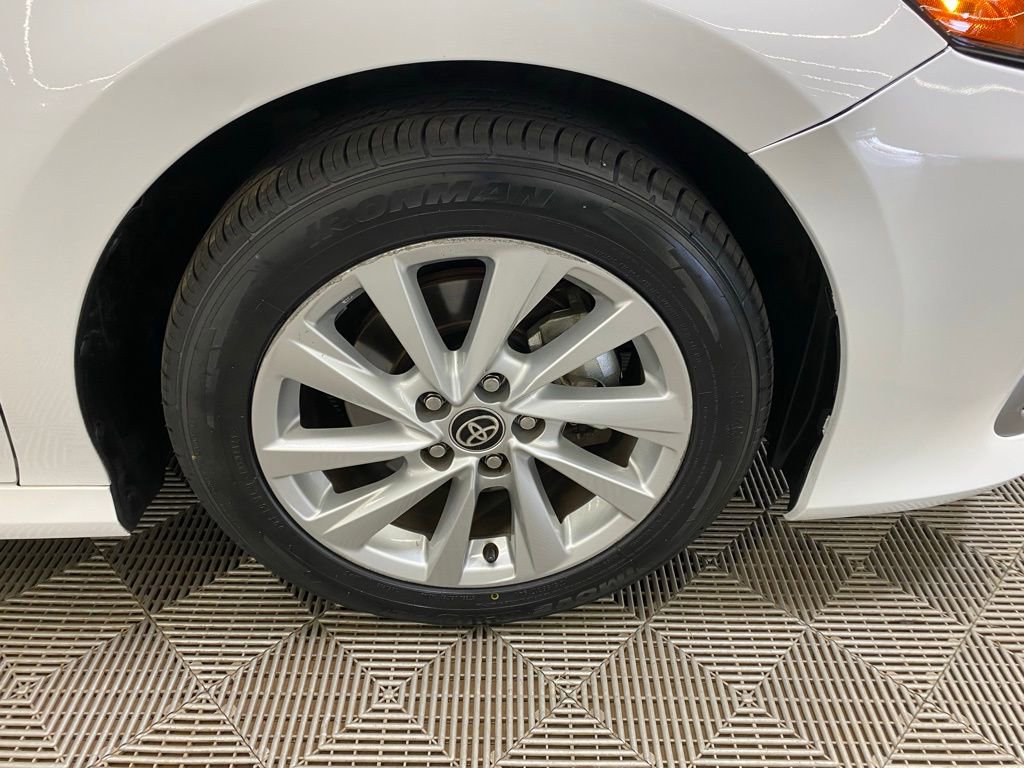 Used 2024 Toyota Camry LE image 2